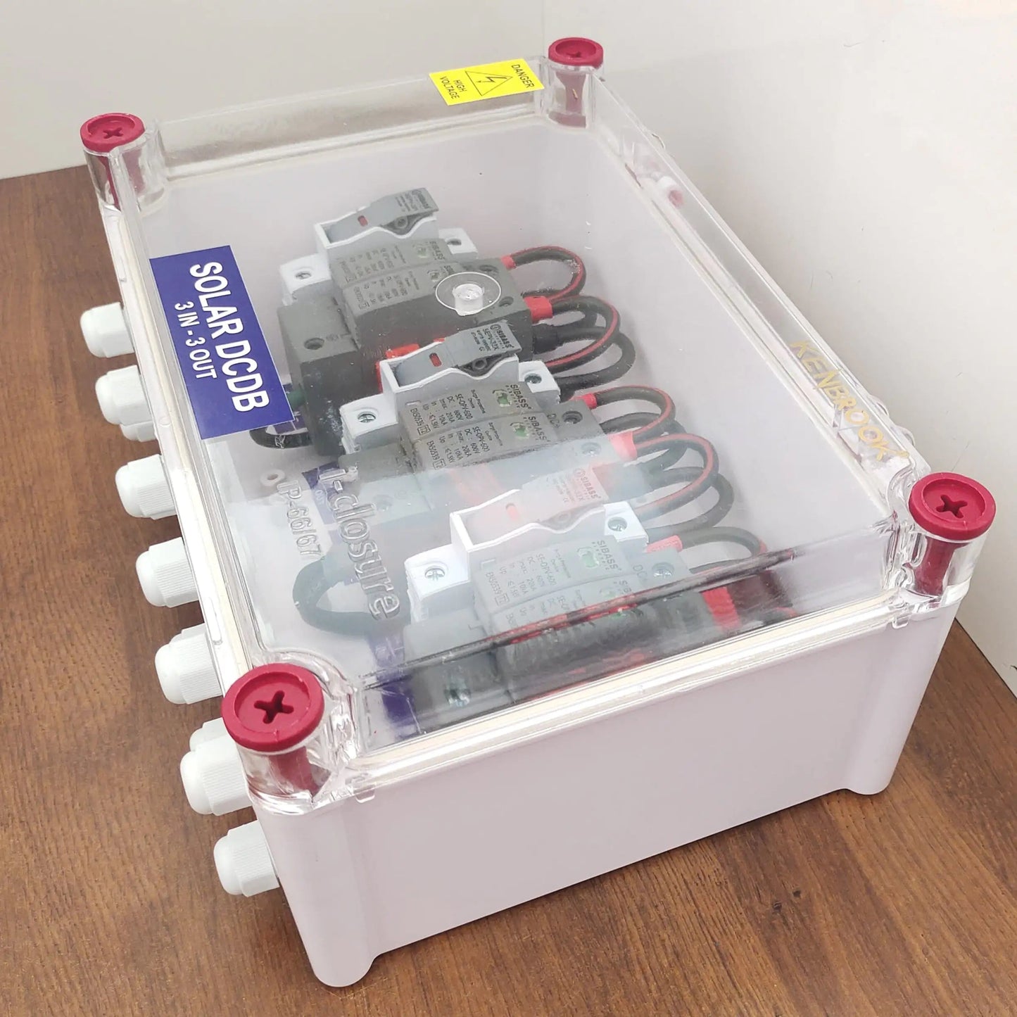 Solartek Solar DCDB 3 in 3 Out Inbuilt Sibass DC Fuse 20A, Sibass SPD 600V ( 3 Series/String x up to 12 Panels Each String Max.)(3-3 600V ) VIGOOD SOLARTEK