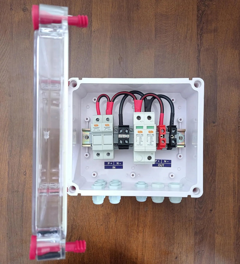 Solartek Solar AJB DCDB 2 In 1 Out 600V Inbuilt 2 X 20A Elmex Fuses, 600V Elmex SPD (2 Series/String X Up To 12 Panels Max.)